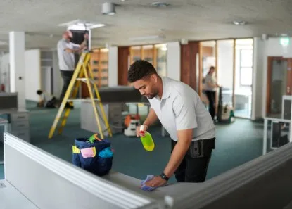 img showroom cleaning